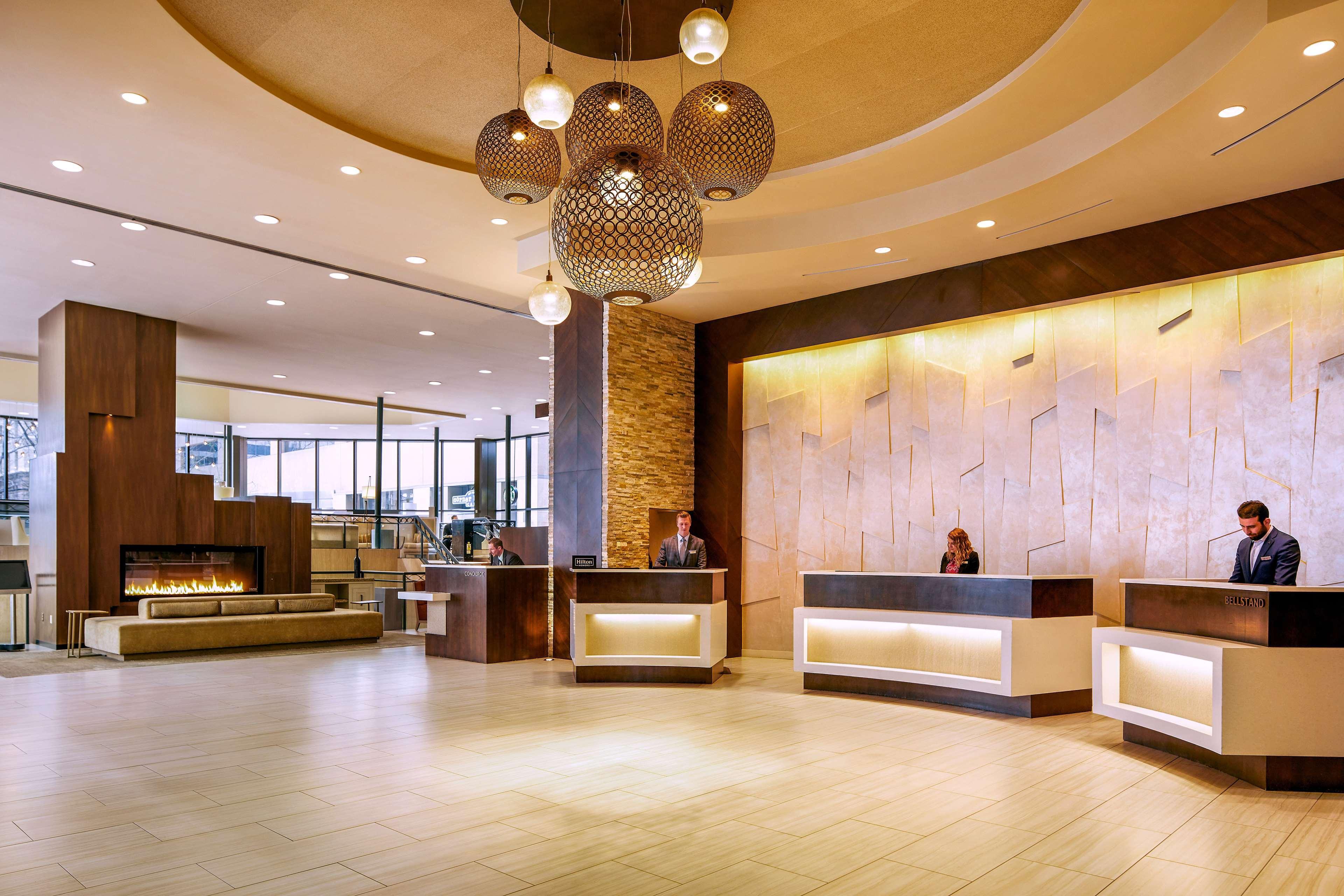 Hilton Denver City Center Bagian luar foto