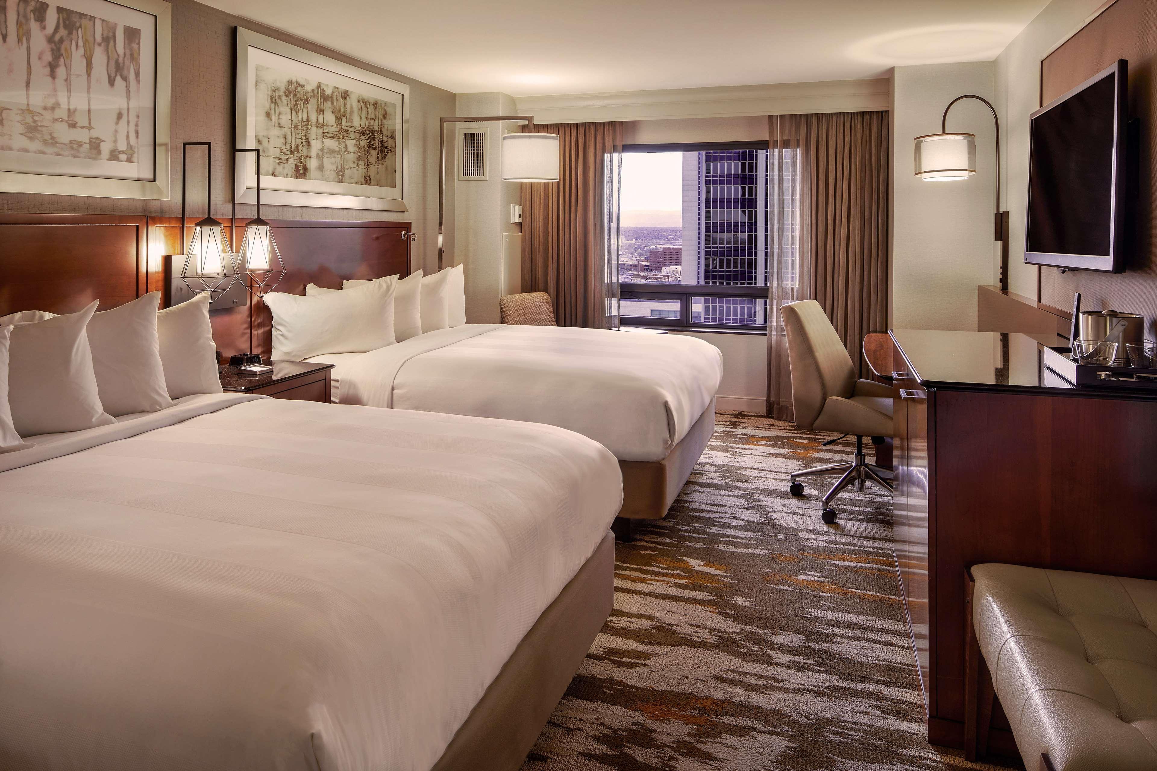 Hilton Denver City Center Bagian luar foto
