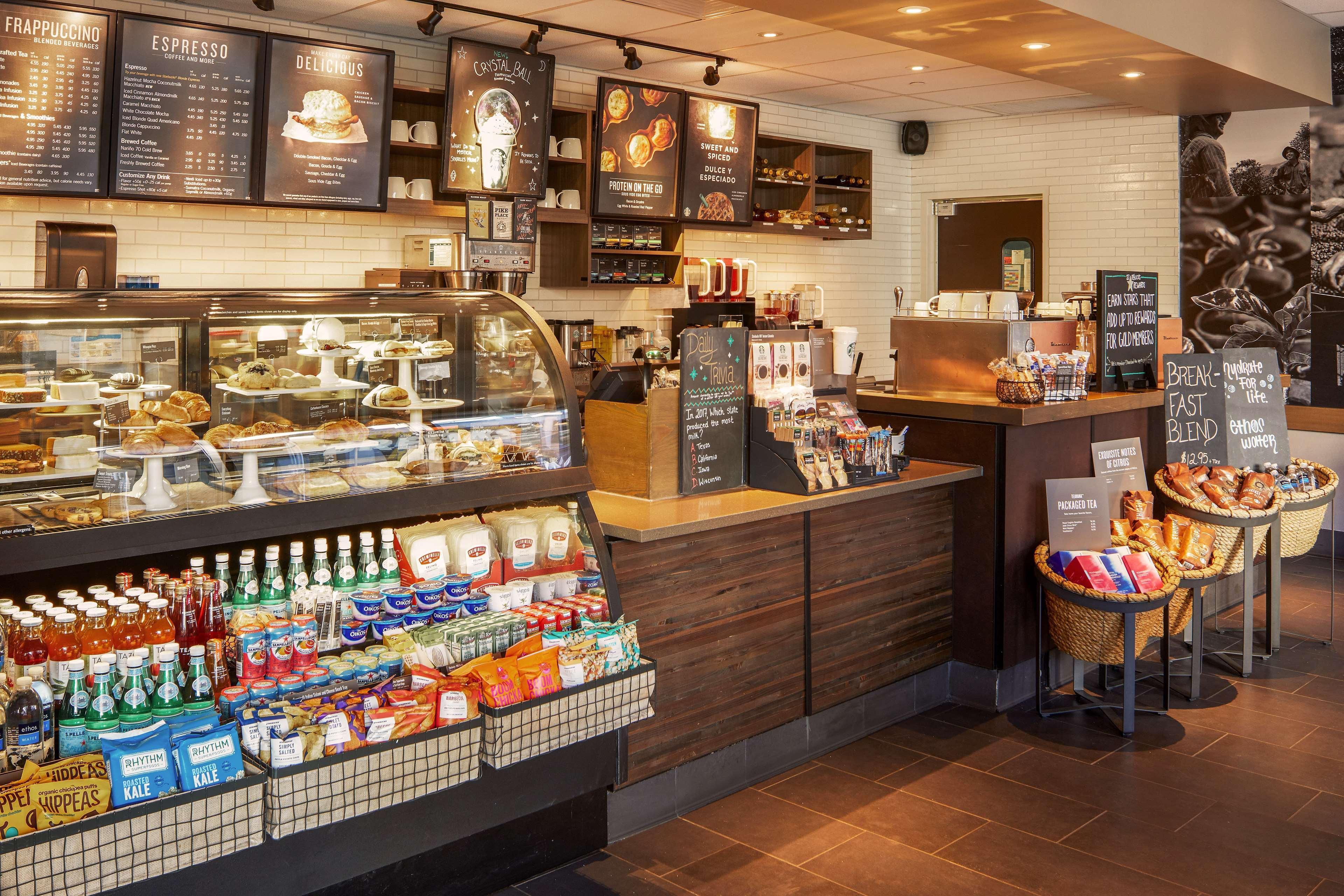 Hilton Denver City Center Bagian luar foto