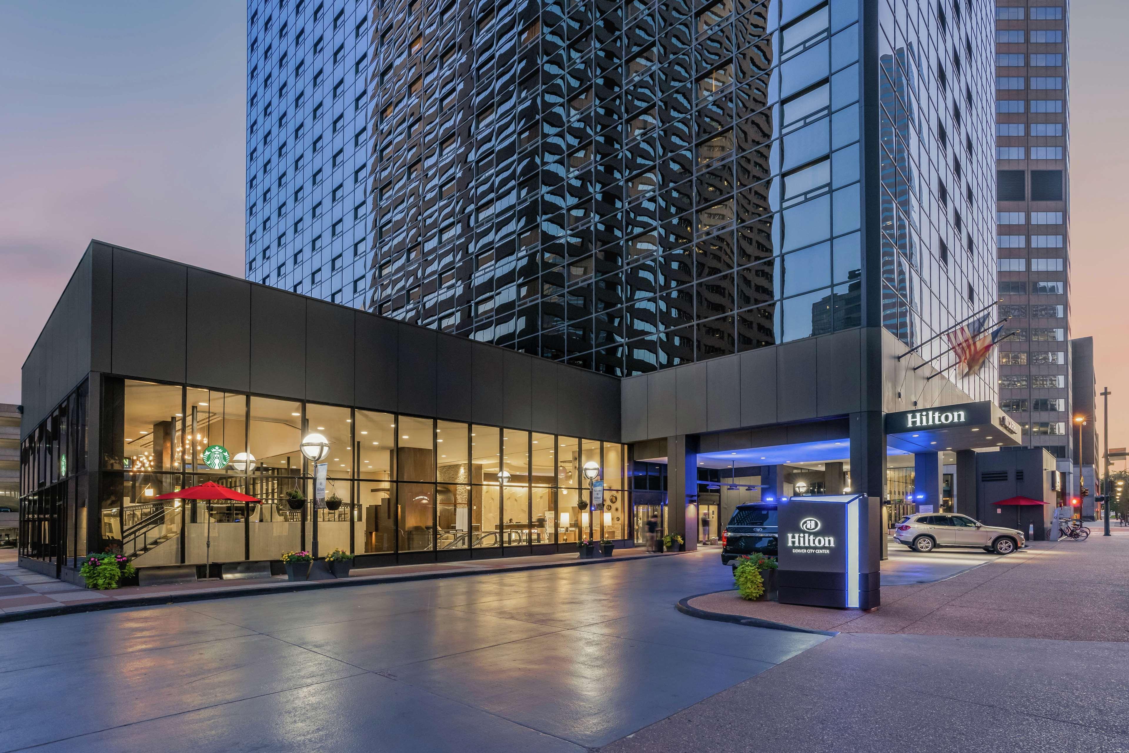 Hilton Denver City Center Bagian luar foto