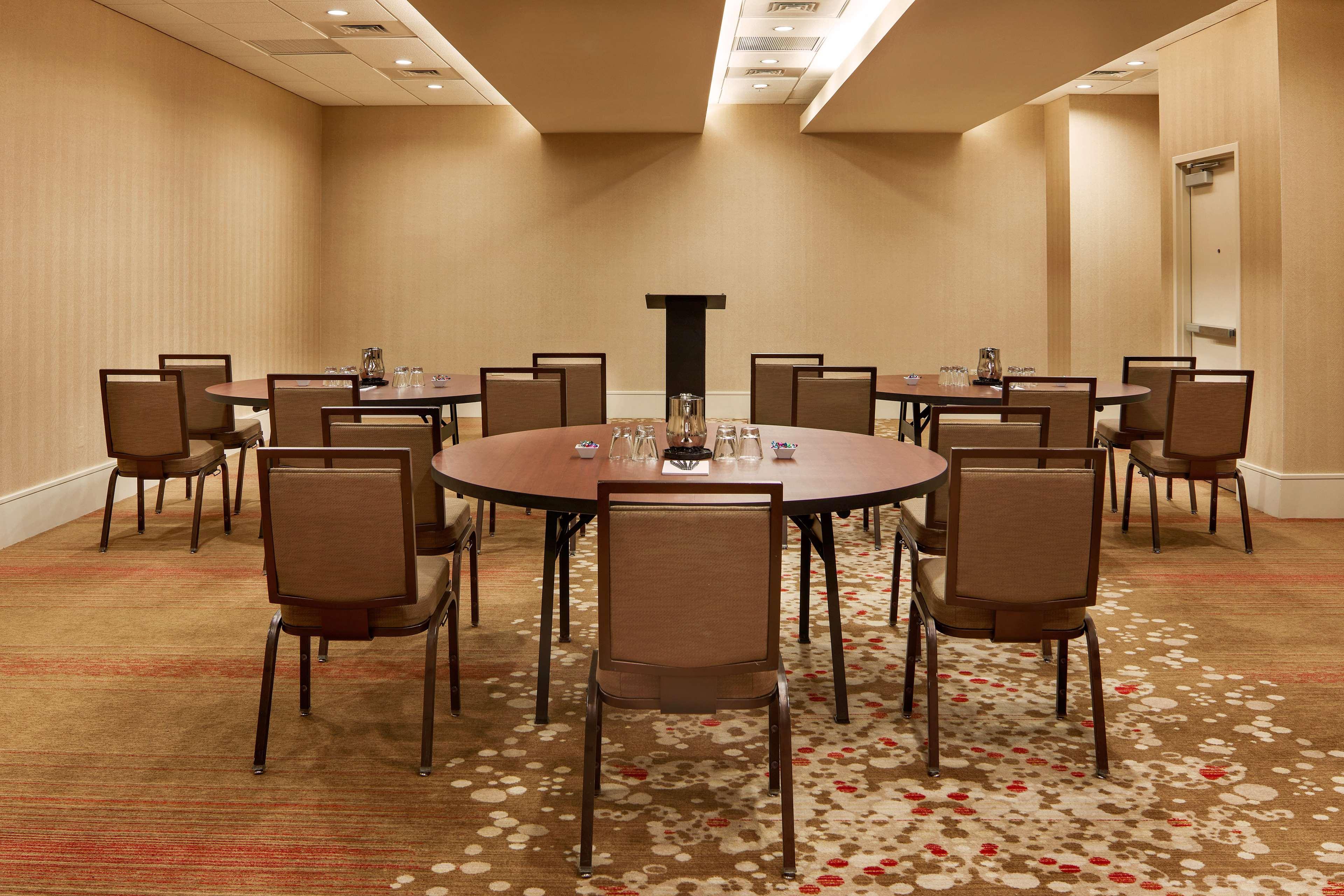 Hilton Denver City Center Bagian luar foto