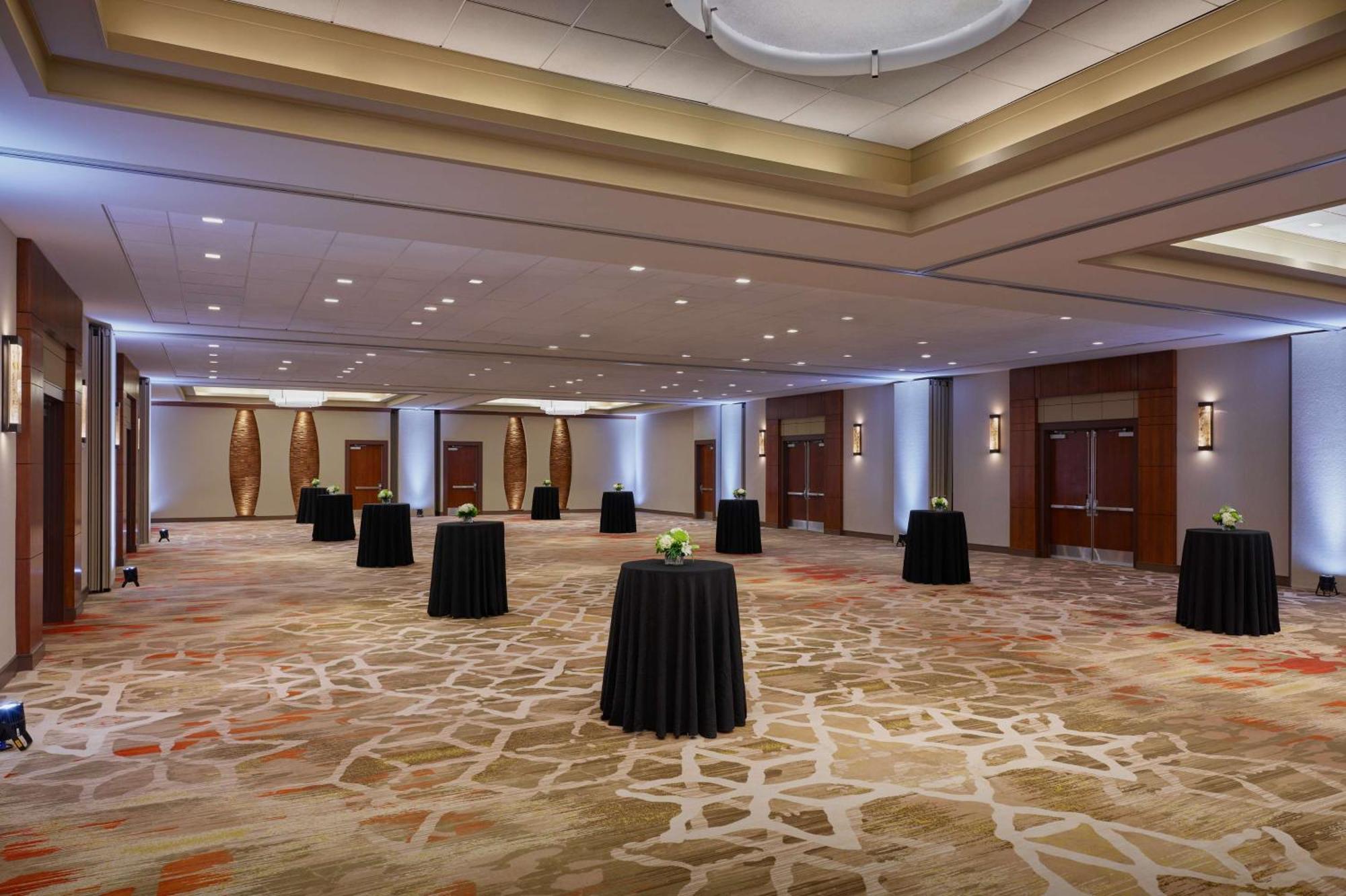 Hilton Denver City Center Bagian luar foto