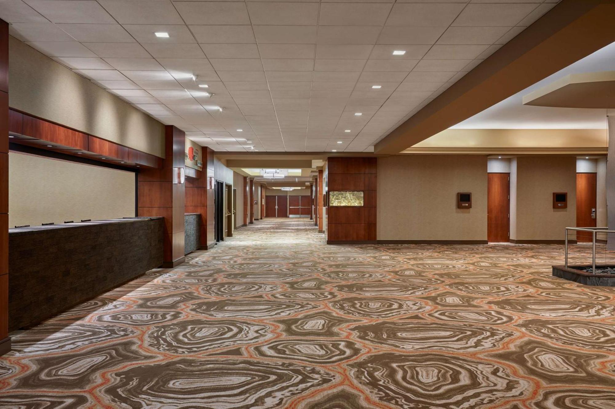 Hilton Denver City Center Bagian luar foto