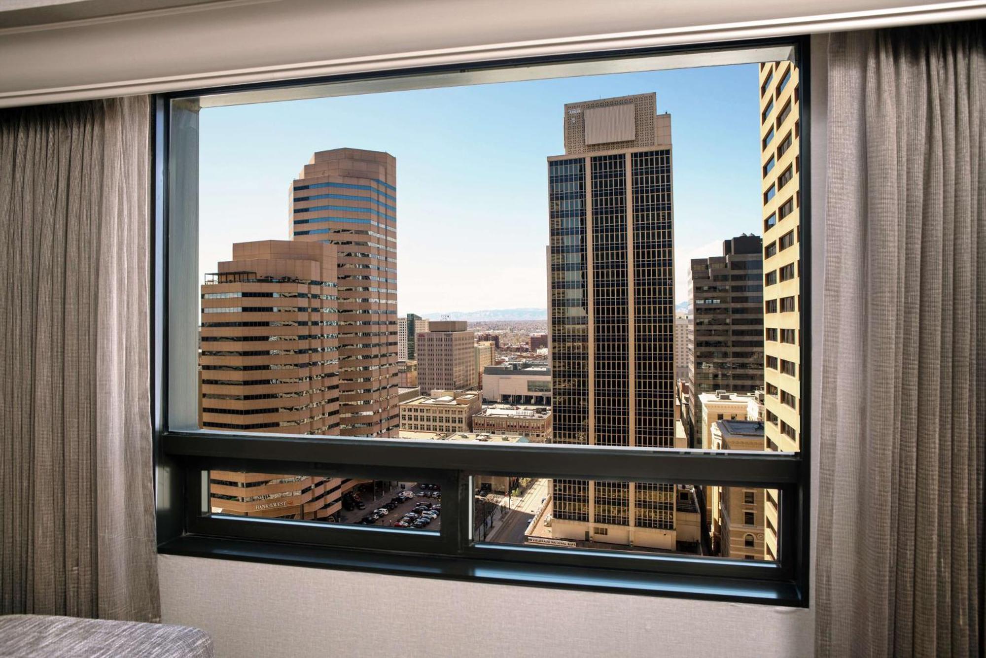 Hilton Denver City Center Bagian luar foto