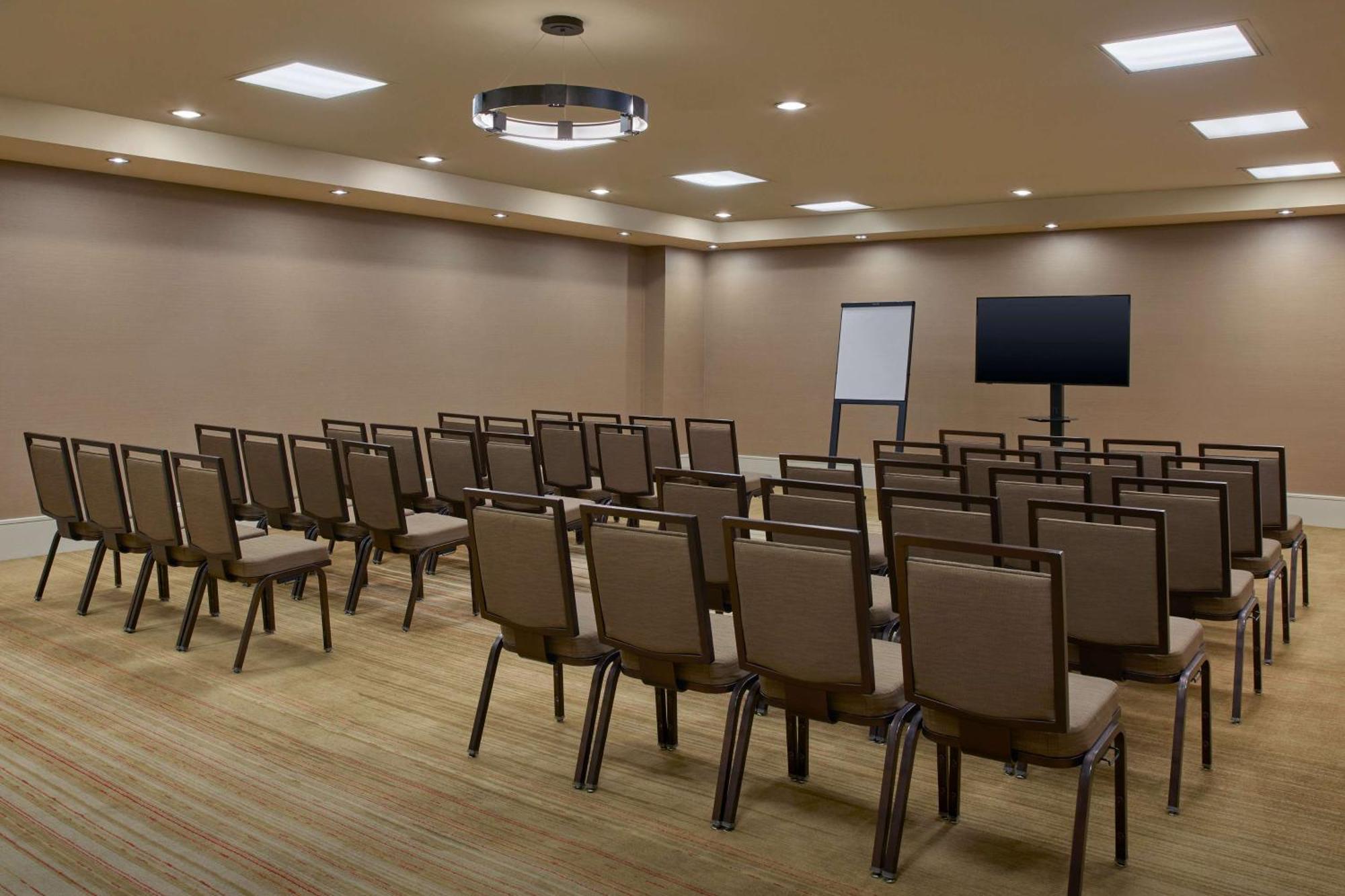 Hilton Denver City Center Bagian luar foto